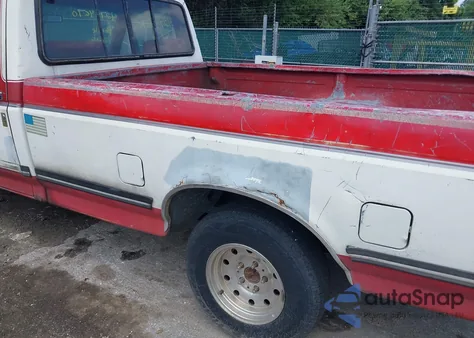 1988 Ford F150 z USA, uszkodzony, nr VIN 1FTDF15N3JNA78819